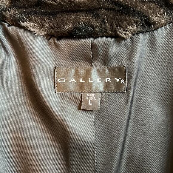 Gallery Woman’s Zebra Print Faux Fur Coat - Size L - Picture 7 of 11